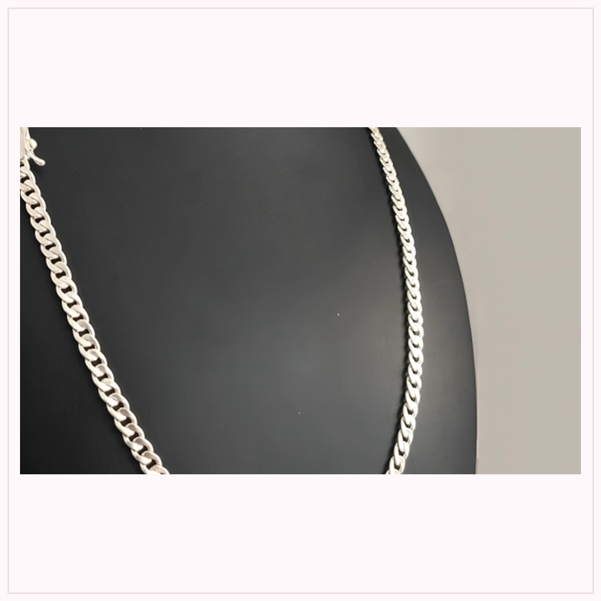 cadena-cubana-4-mm-en-plata-950-producto.jpg Cadena Cubana 4 mm en Plata 950 - Imagen 1